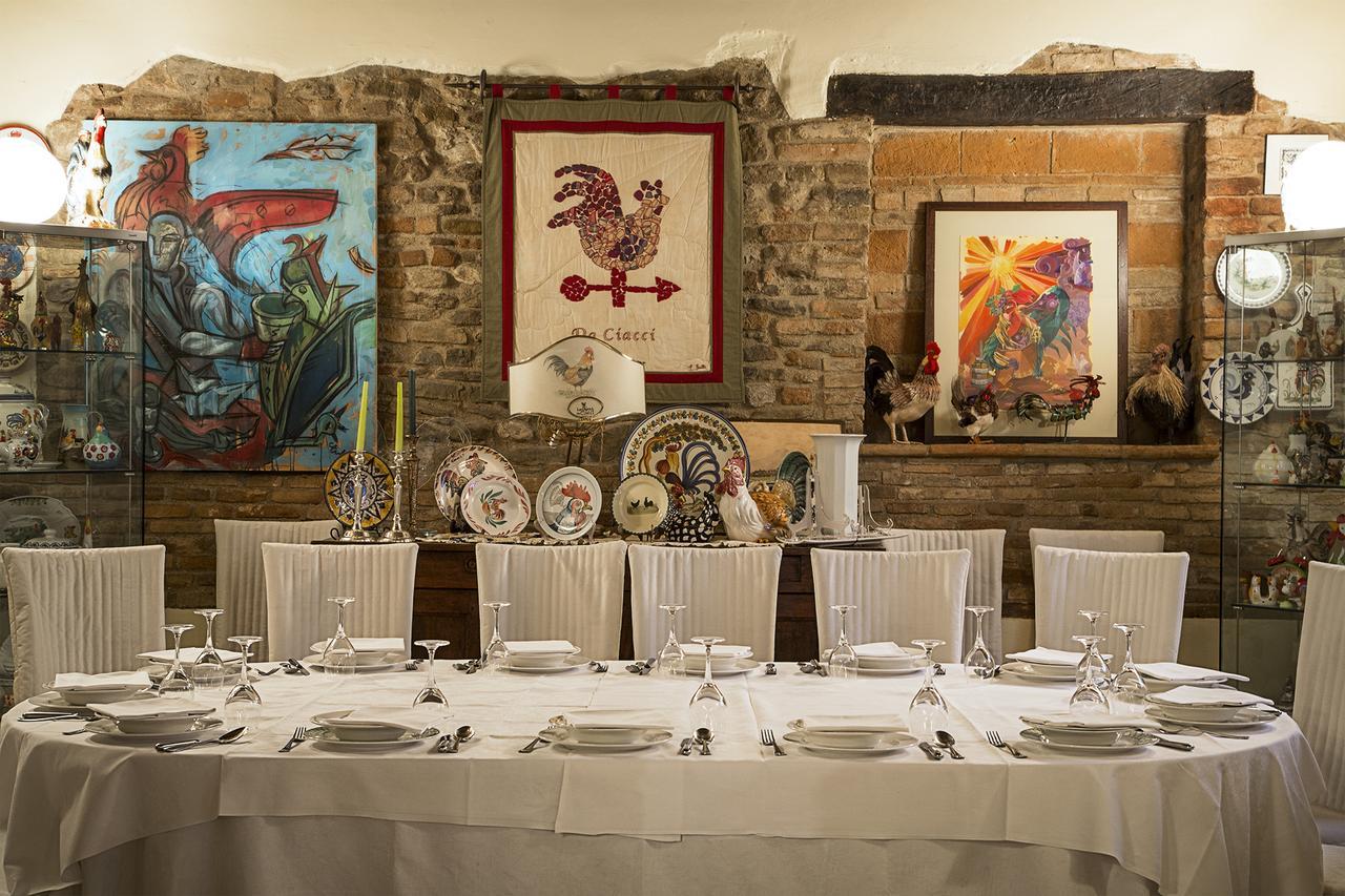 Locanda Da Ciacci Petriano Екстериор снимка