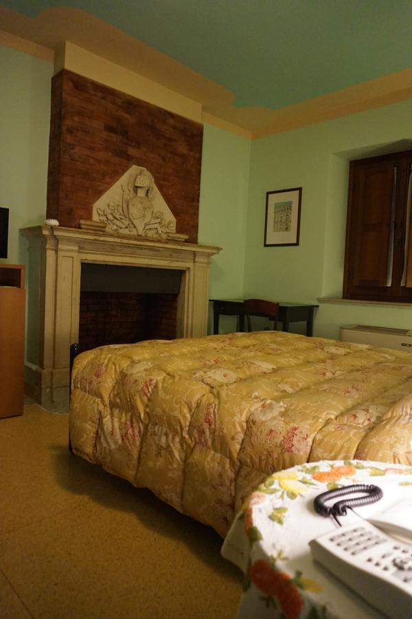 Locanda Da Ciacci Petriano Екстериор снимка