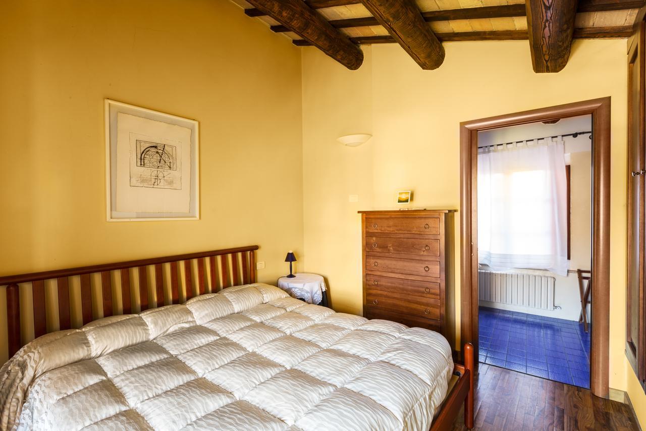 Locanda Da Ciacci Petriano Екстериор снимка