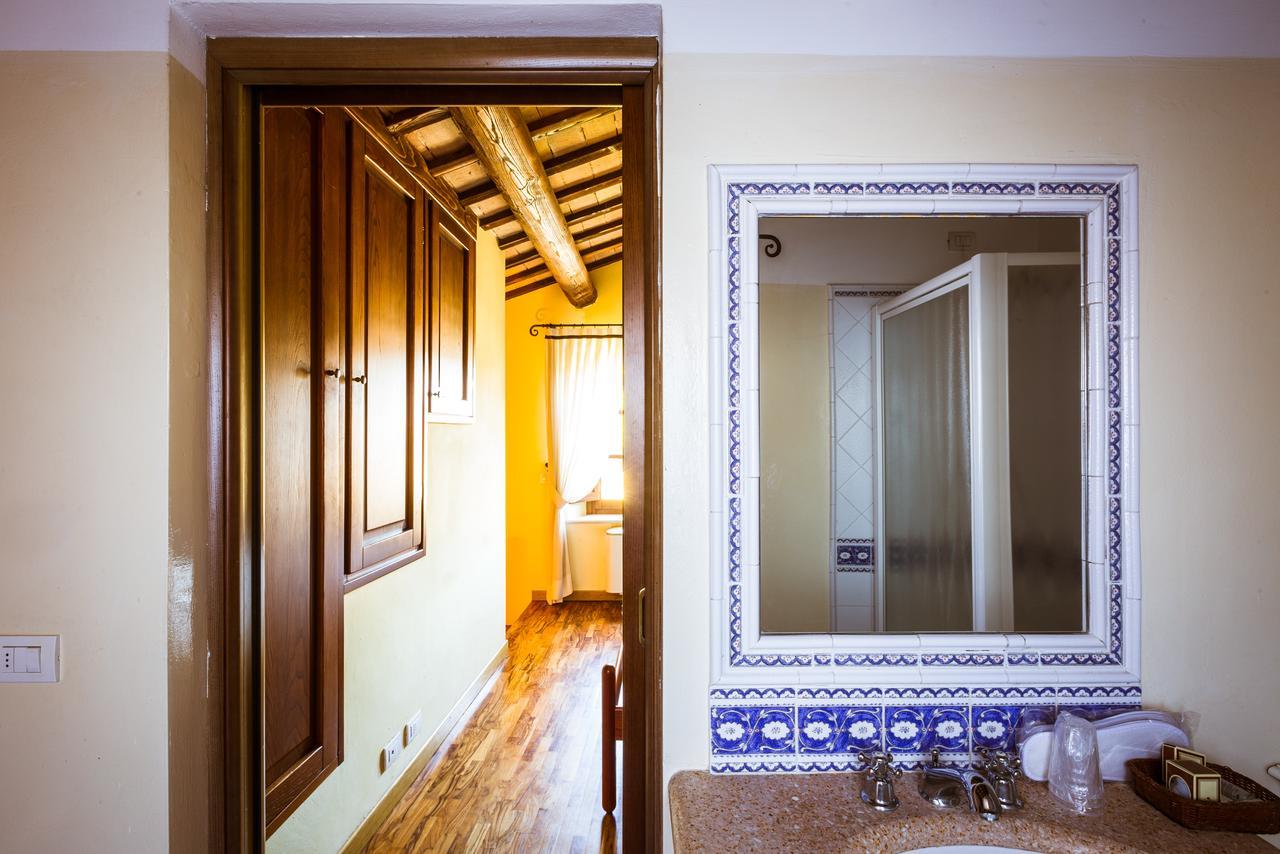Locanda Da Ciacci Petriano Екстериор снимка